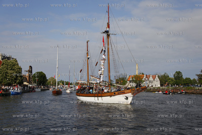 Gdansk. Oficjalne rozpoczecie sezonu zeglarskiego....