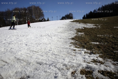 Wieżyca koło Szymbarka. Stok narciarski. 04.03.2012...