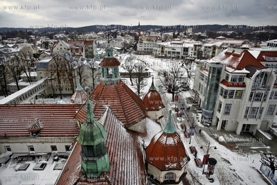 Sopot. Widok z latarni morskiej na ul Bohaterow Monte...