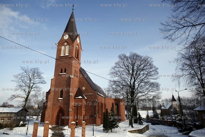 Sierakowice. Kosciol p.w. sw Jana Chrzciciela.
07.02.2013
fot....