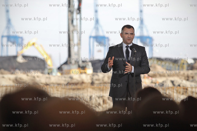 Uroczystosc wmurowania kamienia wegielnego pod budowe...