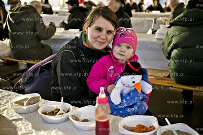 Gdansk. Targ Weglowy. XXIV Wigilia dla ubogich, samotnych...