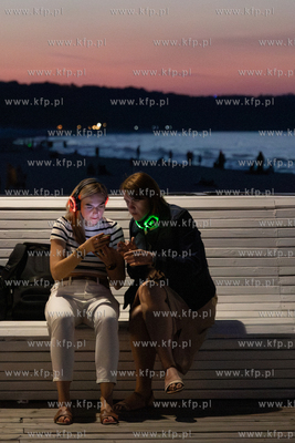 Sopot. Molo. Dni Kurortu w Sopocie. Nz. Silent disco....