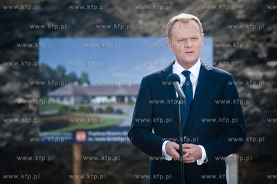 Gdansk. Uroczystosc wmurowania kamienia wegielnego...