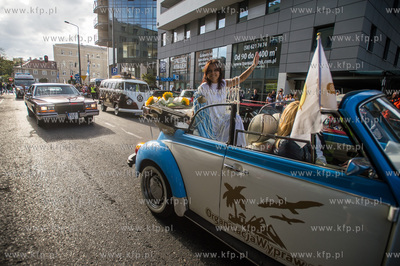 Gdynia. Operacja Zagle Gdyni 2014.
Nz parada uliczna...