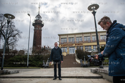Gdansk. Nowy Port. Kandydaci do Rady Dzielnicy zwiazani...