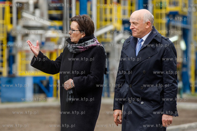 Gdansk. Wizyta Premier RP Ewy Kopacz w siedzibie Grupy...