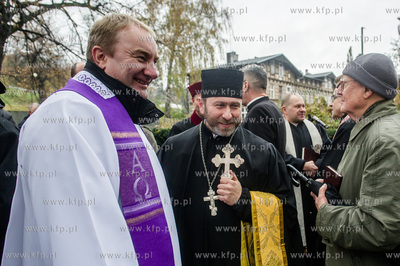 Gdańsk. Cmentarz Nieistniejących Cmentarzy. Modlitwa...