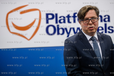 Gdańsk. CH Manhattan. Biuro Zarządu Regionu Pomorskiego...