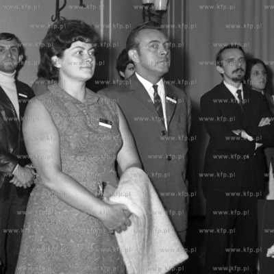 X Miedzynarodowy Festiwal Piosenki w Sopocie. Na zdjeciu...