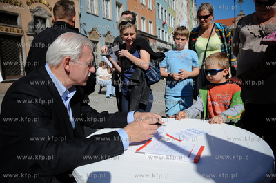 Gdansk - kampania wyborcza kandydata na Urzad Prezydenta...
