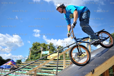 Gdansk. Plac Zebran Ludowych. Festiwal Sportow Ekstremalnych...