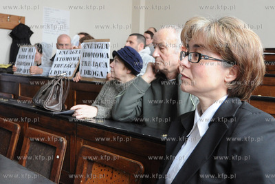 "Atomowy Autobus - Mobilne Laboratorium" projekt realizowany...