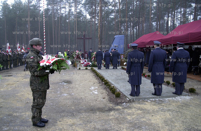 1 rocznica wypadku wojskowego samolotu Casa do ktorego...