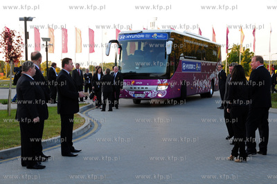 Gniewino. Przyjazd i przywitanie pilkarzy reprezentacji...