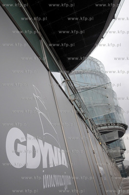 Gdynia. Pomorski Park Naukowo-Technologiczny po rozbudowie....