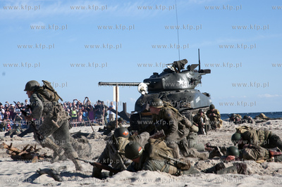 D DAY Hel 2013. Na plazy w Helu odbyla sie kolejna...