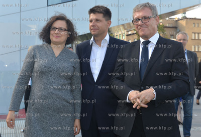 Ryszard Petru zaprezentował w Gdyni jedynki na pomorskich...