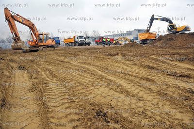 Oficjalne rozpoczecie budowy nowego terminalu, plyty...