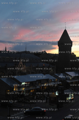 Gdansk. Ul. Podwale Staromiejskie i Plac Dominikanski...