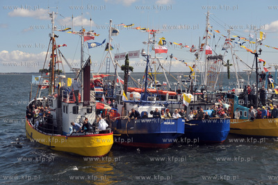 Morska Pielgrzymka Rybakow na odpust Sw. Apostolow...