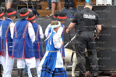 XIII Swiatowy Zjazd Kaszubow w Leborku. Antyterroysci...