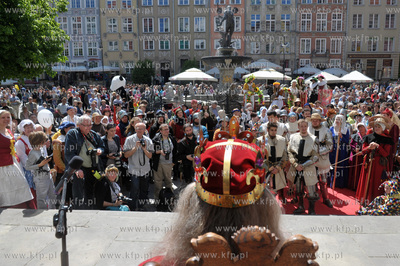 Gdansk. Swieto Miasta. Parada i inscenizacja  na ul....