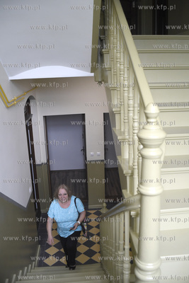 Przekazanie sześciu rodzinom kluczy do nowo wyremontowanej...