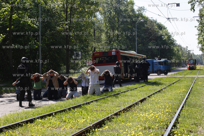 Gdansk Stogi. Cwiczenia ZKM, Policji, Strazy Pozarnej...