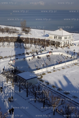 Sopot. Lodowisko na molo.
29.12.2014
fot. Krzysztof...