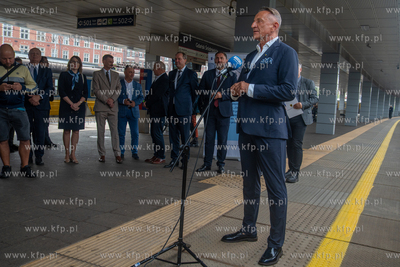 Przystanek SKM Śródmieście. Prezentacja nowych pociągów...