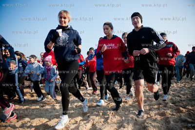 Gdansk. Plaza w Brzeznie. Gdansk Biega 2011.
Na start...
