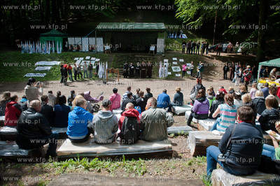 Gdansk. Teatr Lesny. Dzien Drukarza. Chrzest mlodych...