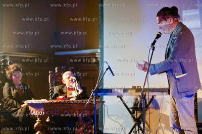 Gdansk. Ratusz Staromiejski. Nadbaltyckie Centrum Kultury....