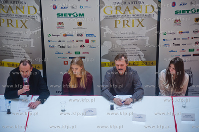 Gdansk. CH. Galeria Baltycka. Konferencja prasowa poprzedzajaca...