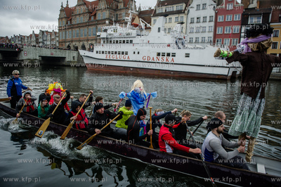 Gdansk. Wspolny przemarsz pod haslem Radoscia powitaj...