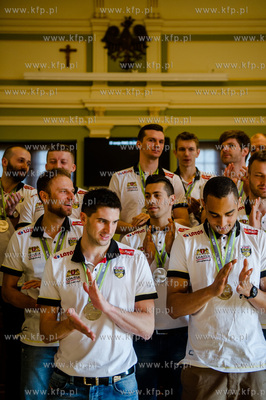 Gdansk. Sala Obrad Rady Miasta. Wizyta zespolu siatkarzy...