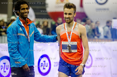 Zawodnicy na trasie I PZU Gdansk Maraton.
Nz Michal...