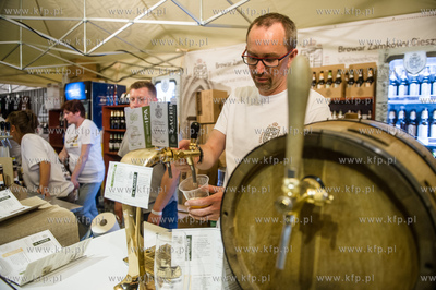 Miedzynarodowe Targi Gdanskie Amber Expo. Hevelka -...