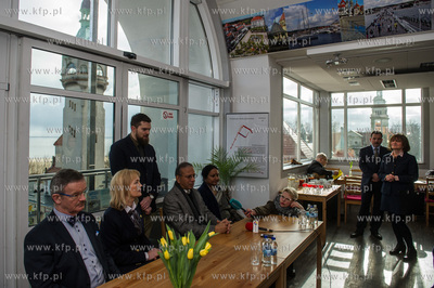 Sopot. Kawiarnia informacji turystycznej STS. Obchody...