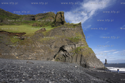 Islandia krajobraz wyspy, okolice Dyrholaey czerwic...