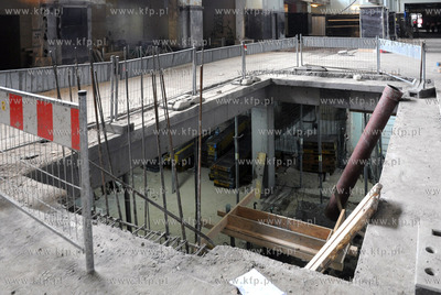 Trwa Remont i przebudowa dworca kolejowego Gdynia Glowna,...