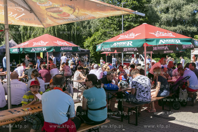 I Festiwal Smaków Food Trucków na parkingu przy ul....