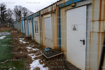 Zniszczone kontenery w rejonie ul. Zielonogórskiej...