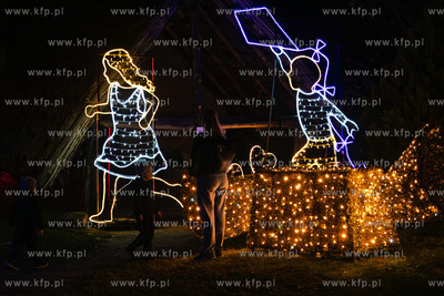 Przedpremierowy pokaz iluminacji w Lumina Park na terenie...