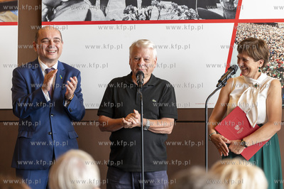 Gdańs. Uroczystości jubileuszowe ECS, ku czci tych,...