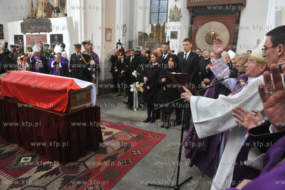 Bazylika Mariacka w Gdansku. Uroczystosci pogrzebowe...