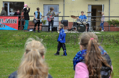 Sulmin (gmina Zukowo). Pierwszy Bieg Sztafetowy Firm...
