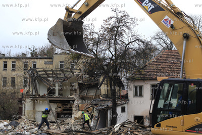 Gdansk. Rozbiorka pierwszej piekarni firmy Szydlowski,...