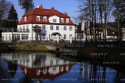 Gdansk Oliwa. Dwor Oliwski, w ktorym bedzie mieszkac...